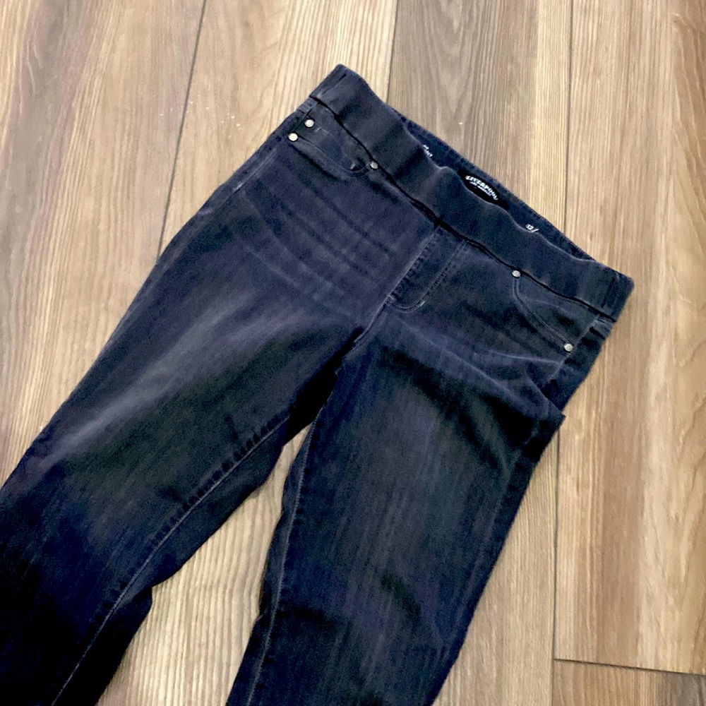 No button black faded denim skinny jeans